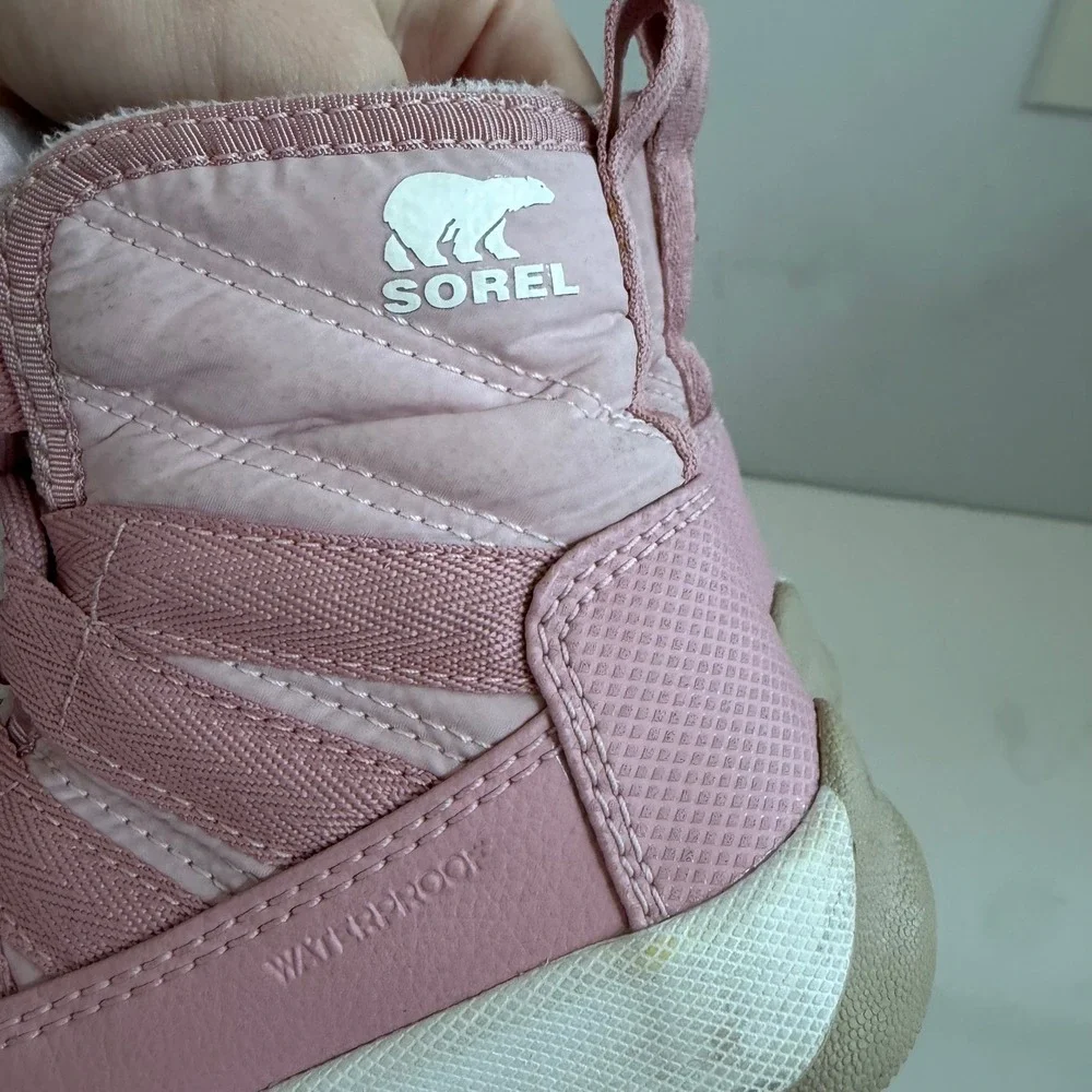 Sorel Whitney Waterproof Insulated Boot in Pink Size 8